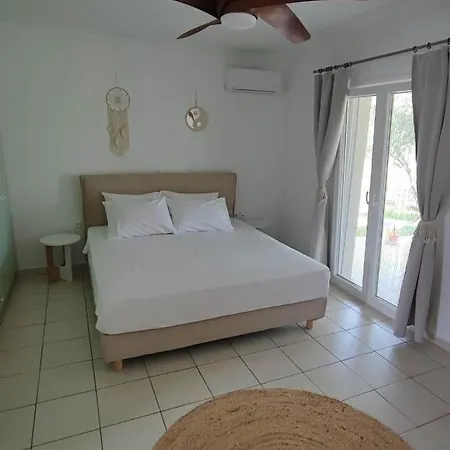 Elia Small Paradise *