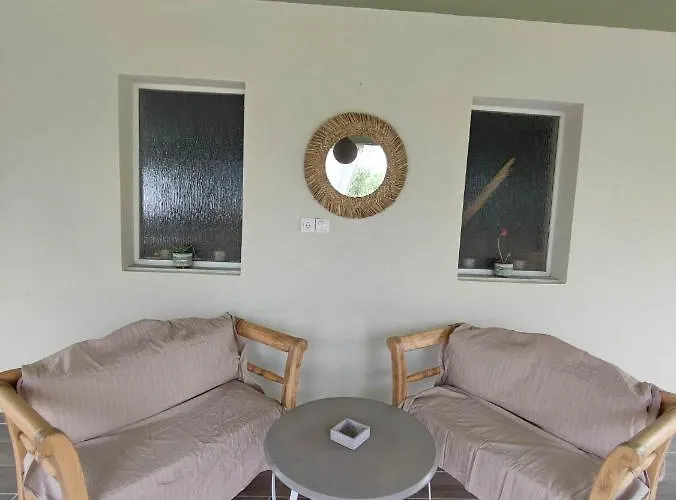 Prázdninový dům Elia Small Paradise