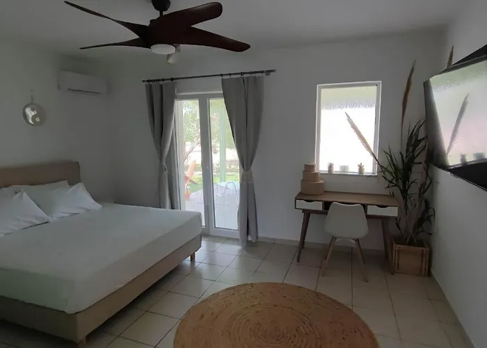 Holiday home Elia Small Paradise *